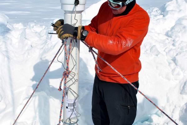 Collecting Data on Western Greenland Ice Sheet