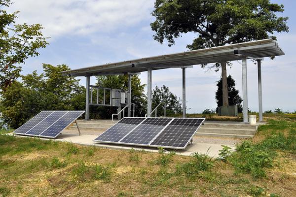 Solar panels at Stone Lab